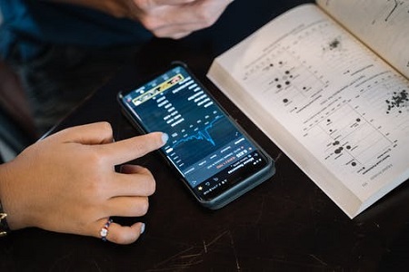 “专业配音的详细技巧介绍”