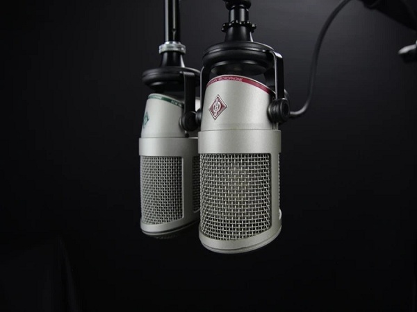 “配音师是如何给声音化妆的”