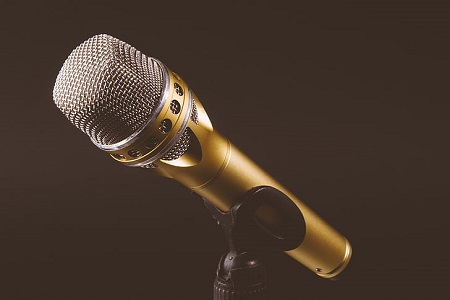 广告角色配音如何判定表达方式和音色